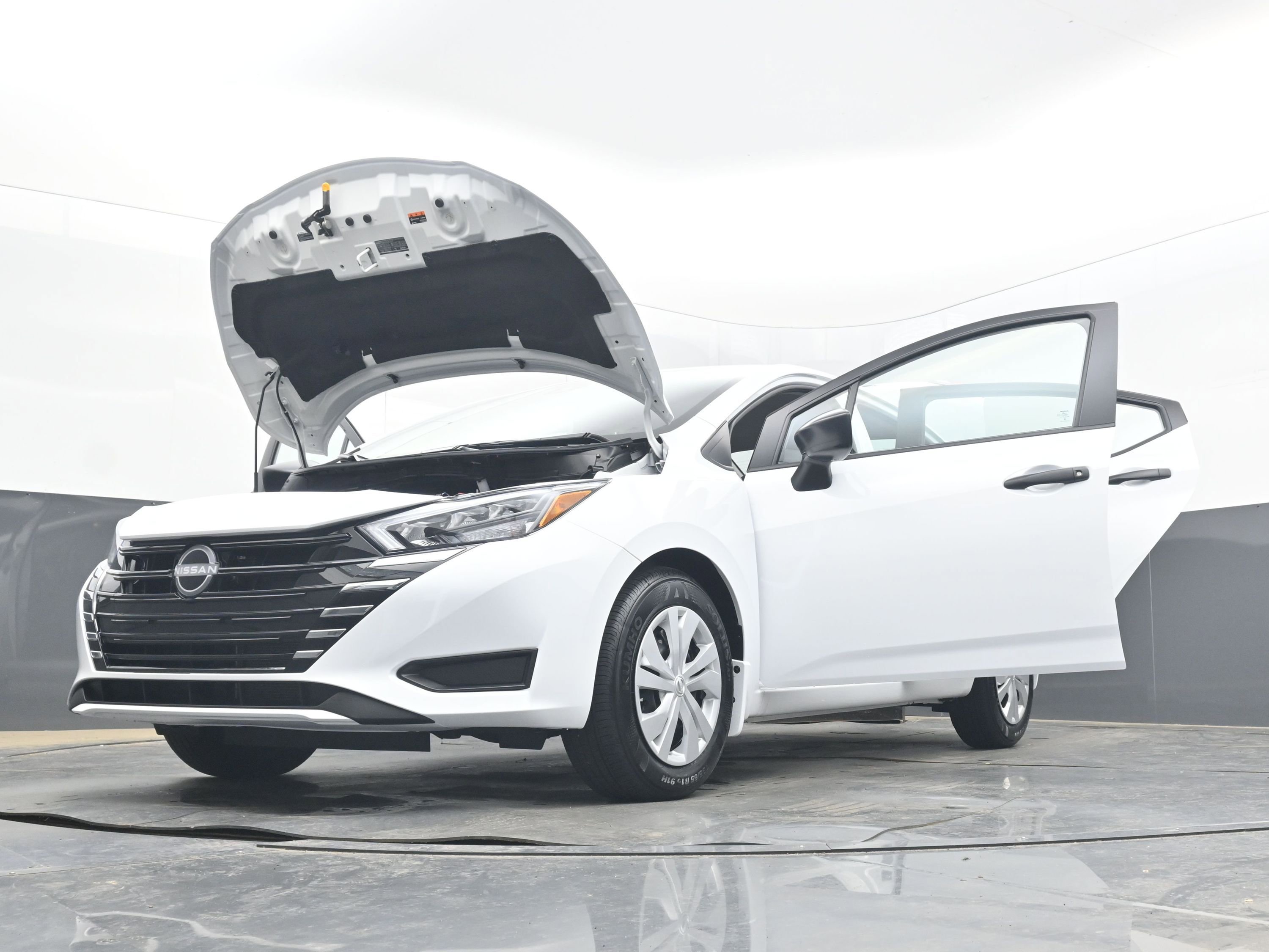 Certified 2025 Nissan Versa S w/ Trunk Package image 40