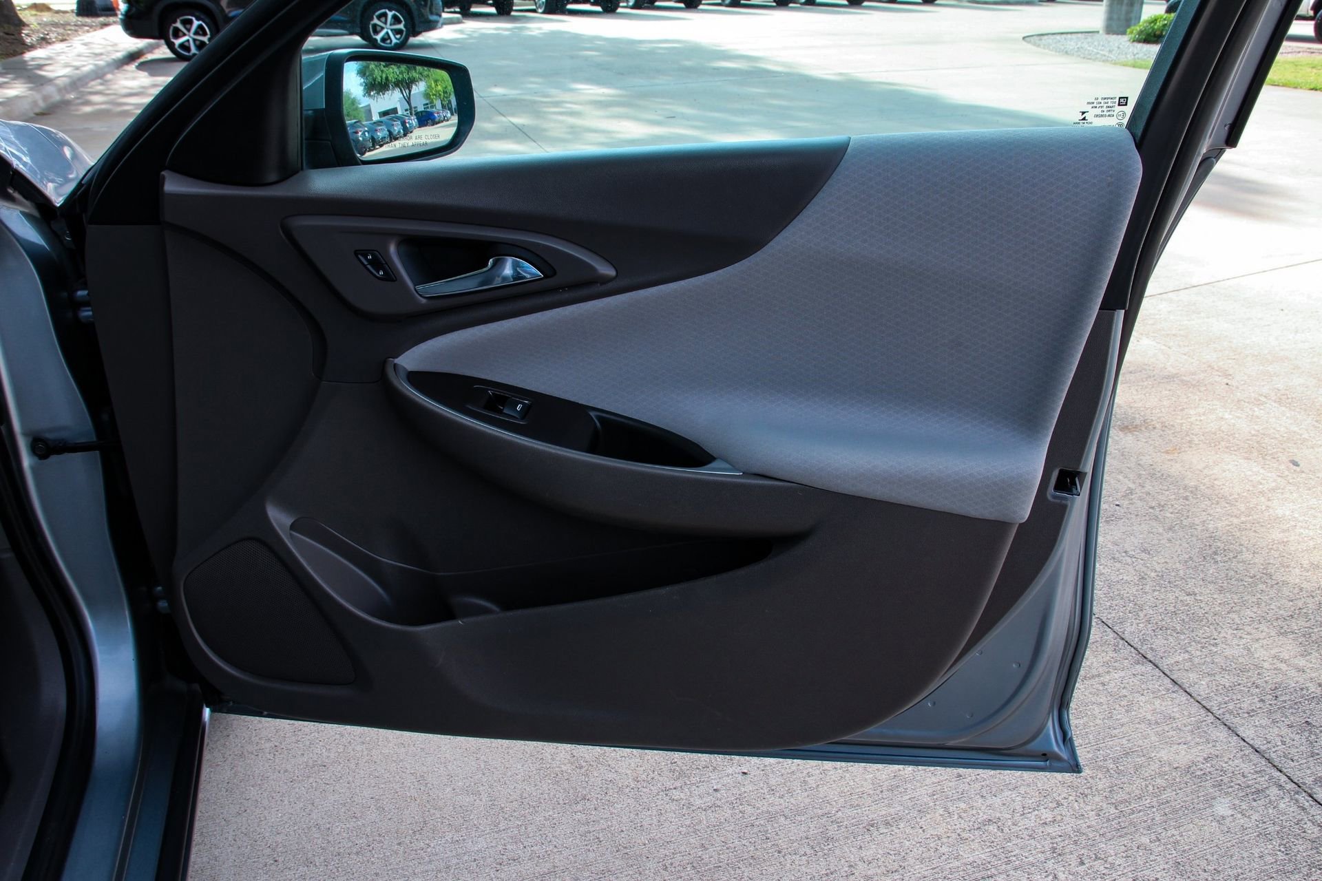 Used 2024 Chevrolet Malibu LT FWD image 27