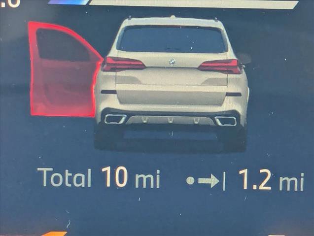 New 2026 BMW X5 xDrive50e w/ M Sport Package image 10