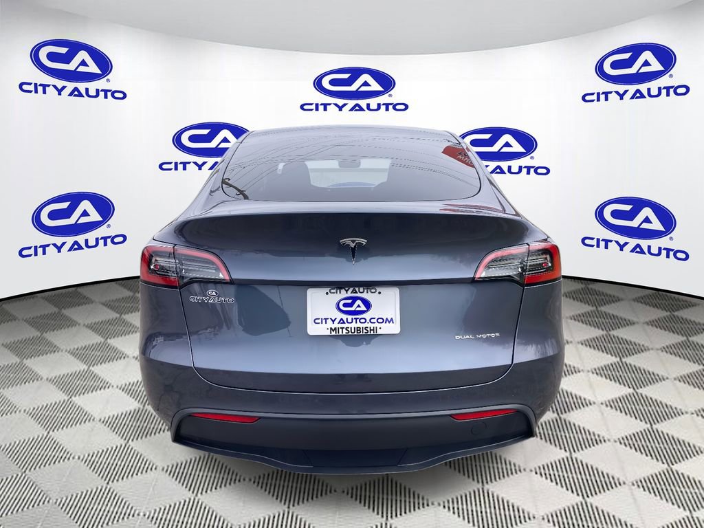 Used 2023 Tesla Model Y Long Range image 4