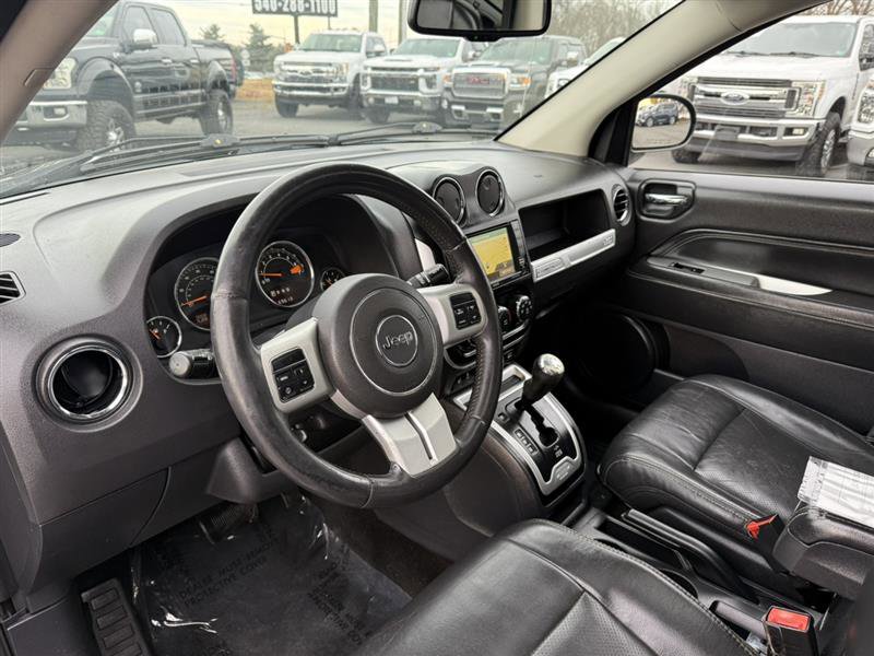 Used 2015 Jeep Compass High Altitude image 28