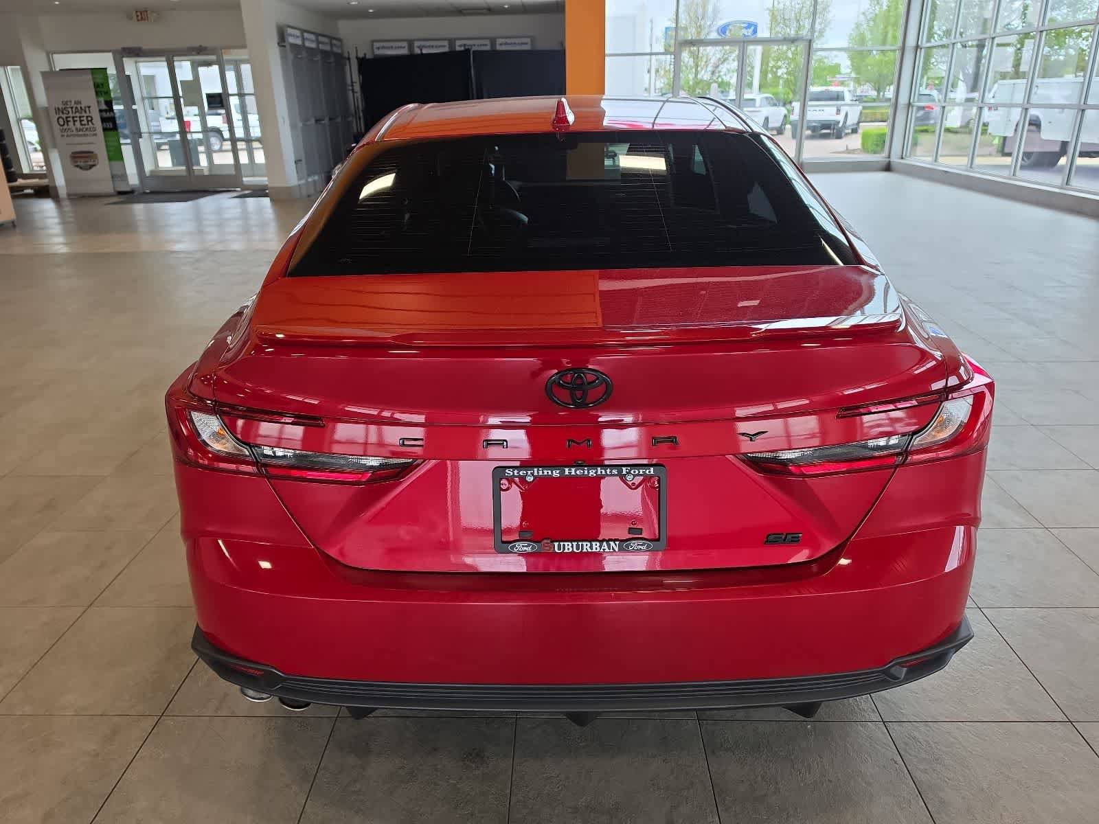 Used 2025 Toyota Camry XSE AWD/4WD image 9