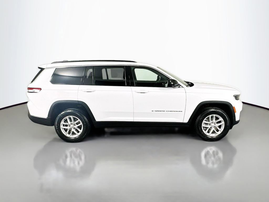 New 2026 Jeep Grand Cherokee L Laredo image 8