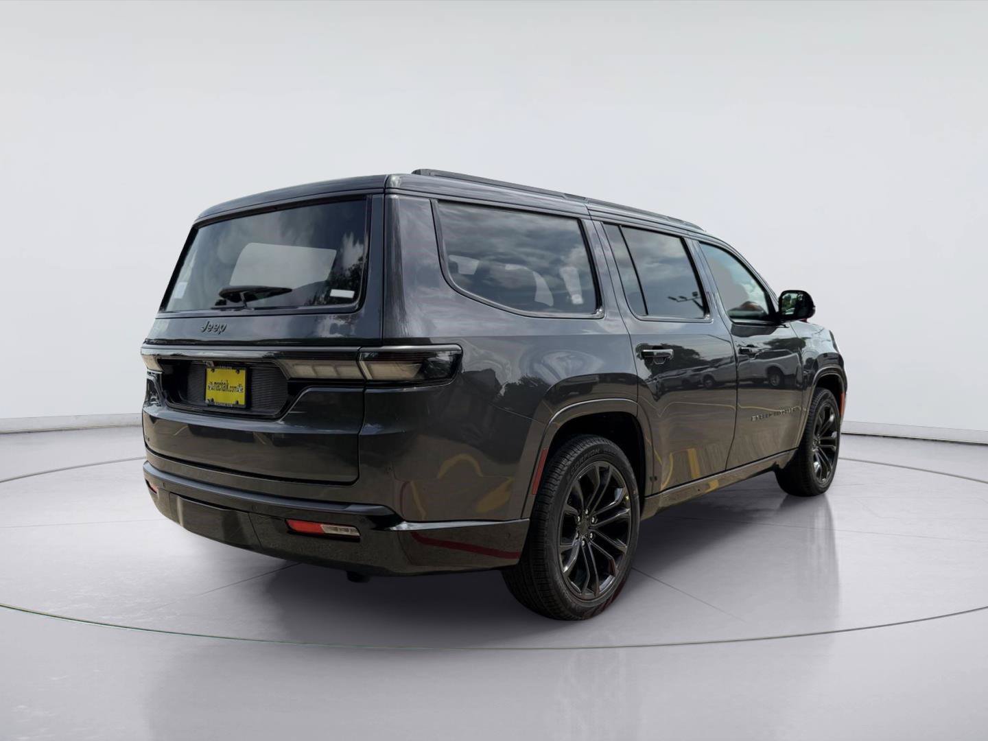 New 2026 Jeep Grand Wagoneer Summit AWD/4WD image 7