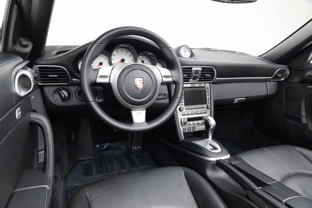 Used 2006 Porsche 911 Carrera S RWD image 6