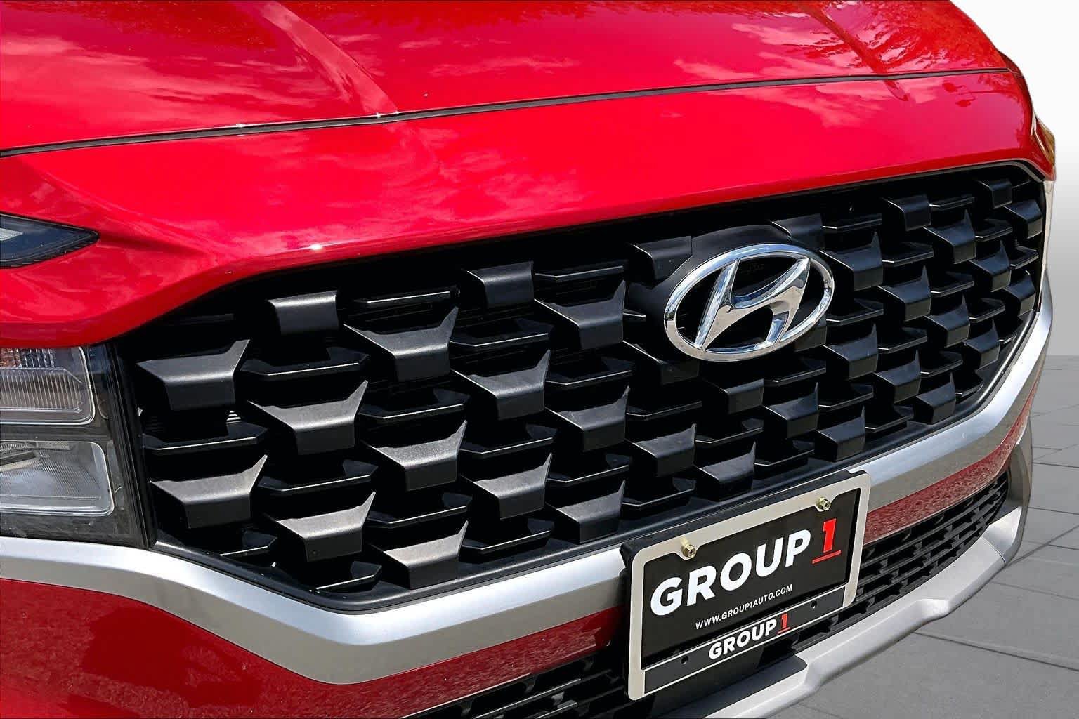 Used 2023 Hyundai Santa Fe SEL w/ Cargo Package AWD/4WD image 32