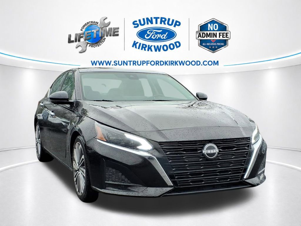 Used 2023 Nissan Altima 2.5 SL FWD image 2