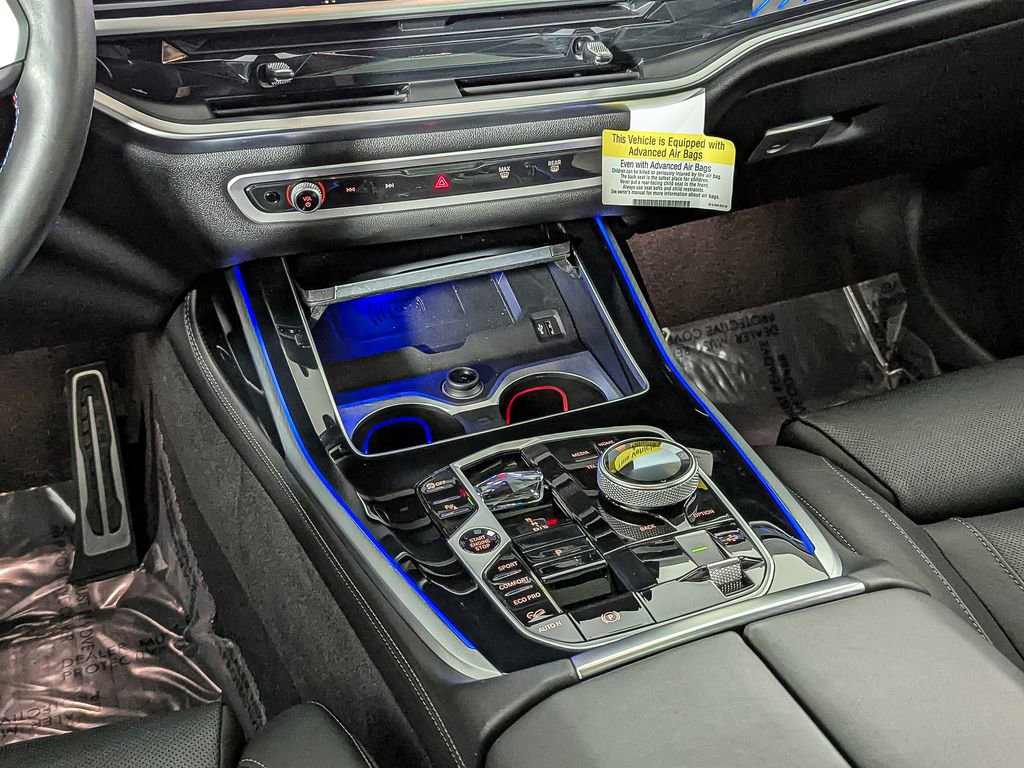 Certified 2025 BMW X7 M60i w/ Executive Package image 46