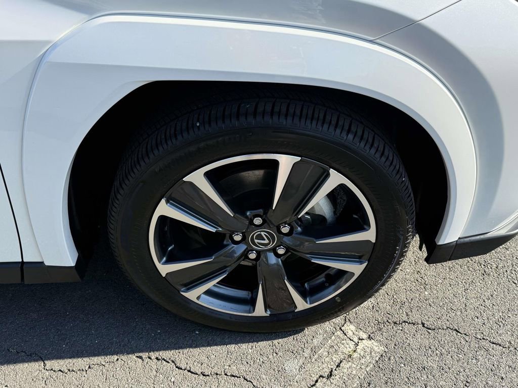 Used 2025 Lexus UX 300h AWD w/ Accessory Package (Z1) image 7