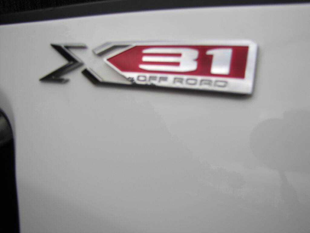 Used 2023 GMC Sierra 2500 SLE w/ SLE Convenience Package AWD/4WD image 29