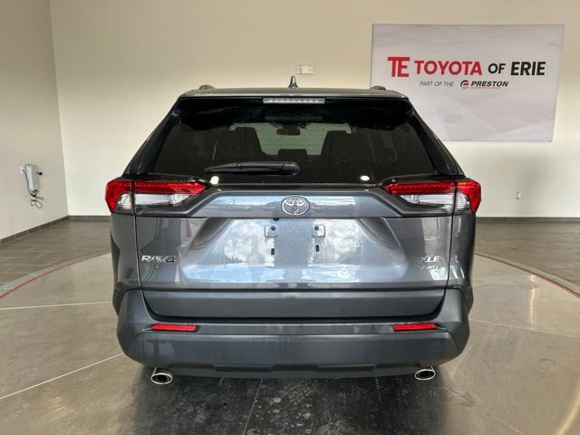 Used 2025 Toyota RAV4 XLE w/ Convenience Package AWD/4WD image 5