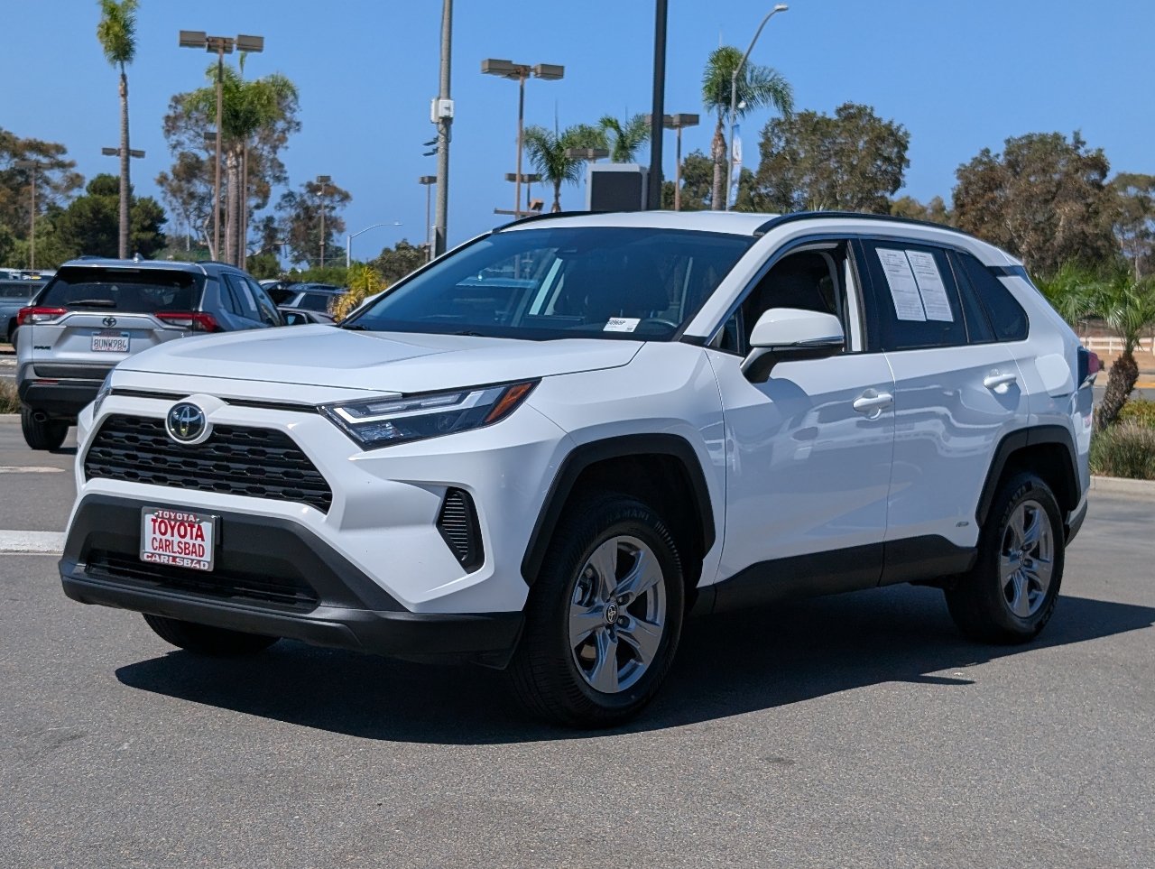 Used 2025 Toyota RAV4 XLE AWD/4WD image 11