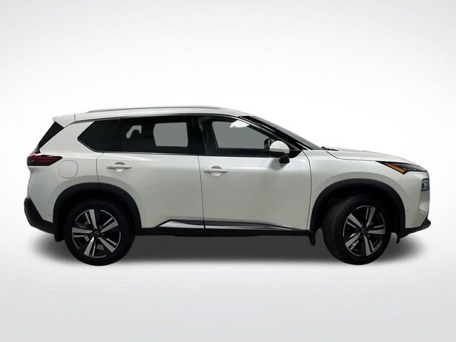 Used 2023 Nissan Rogue SL w/ SL Premium Package image 2