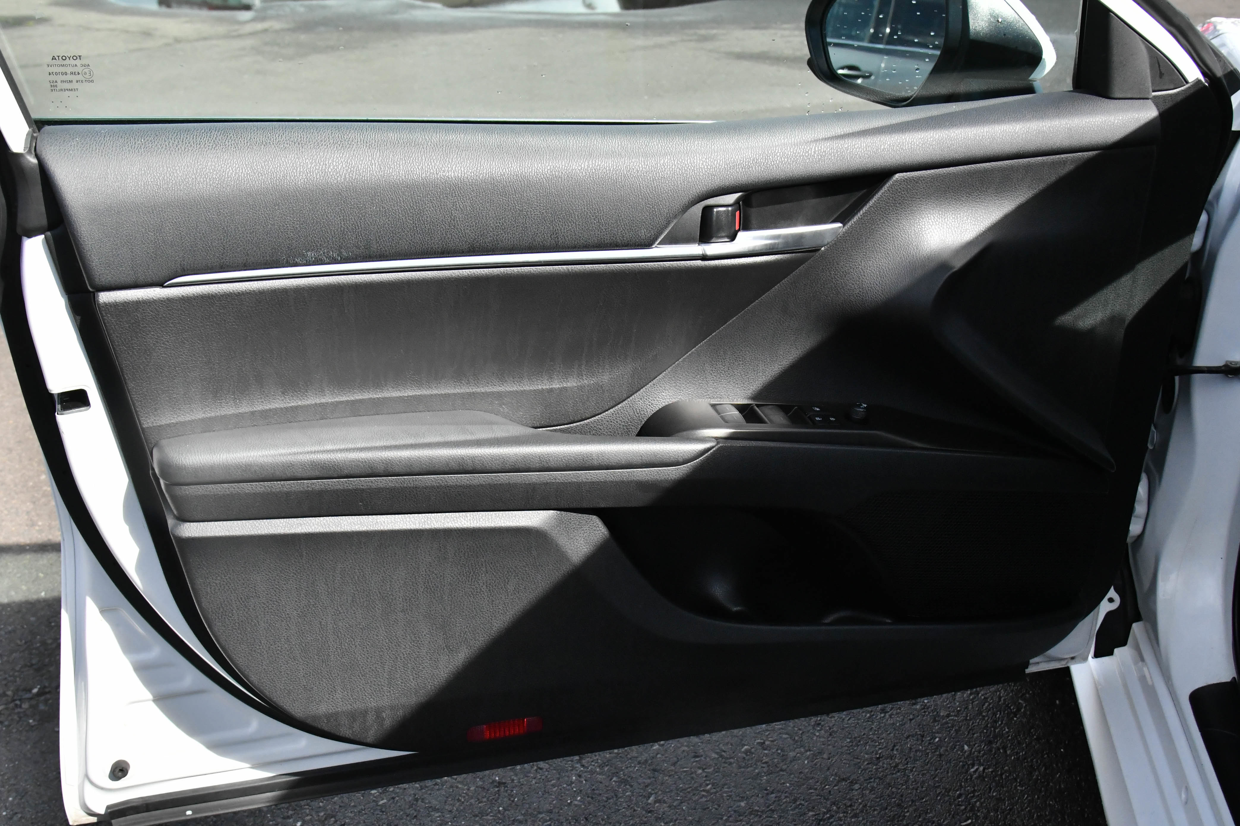 Used 2024 Toyota Camry LE image 13