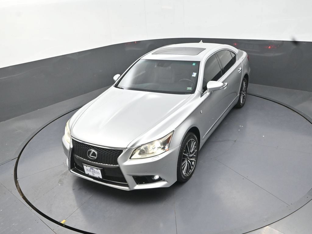 Used 2013 Lexus LS 460 AWD w/ F-Sport Pkg image 16