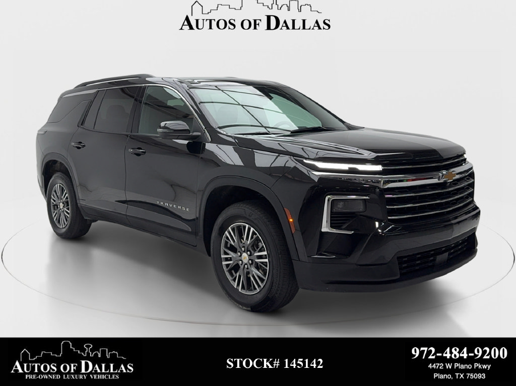 Used 2025 Chevrolet Traverse LT AWD/4WD image 1