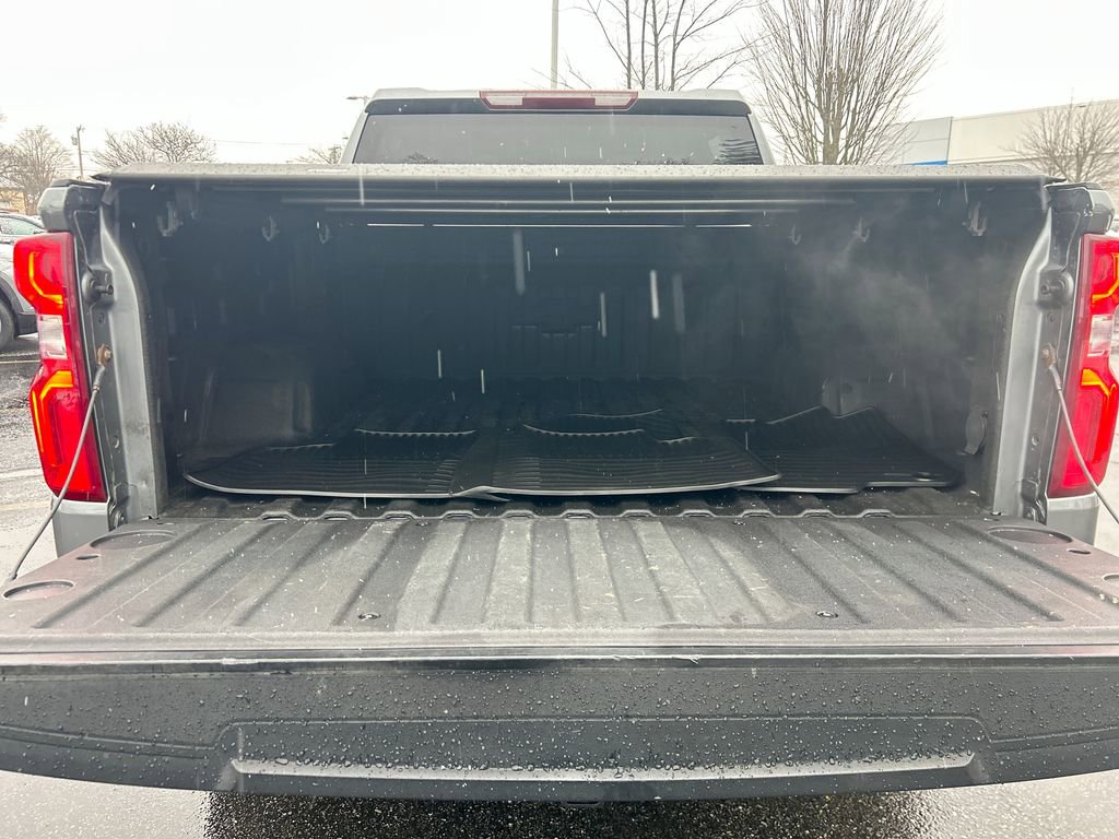 Used 2020 Chevrolet Silverado 1500 Custom w/ Custom Value Package image 26