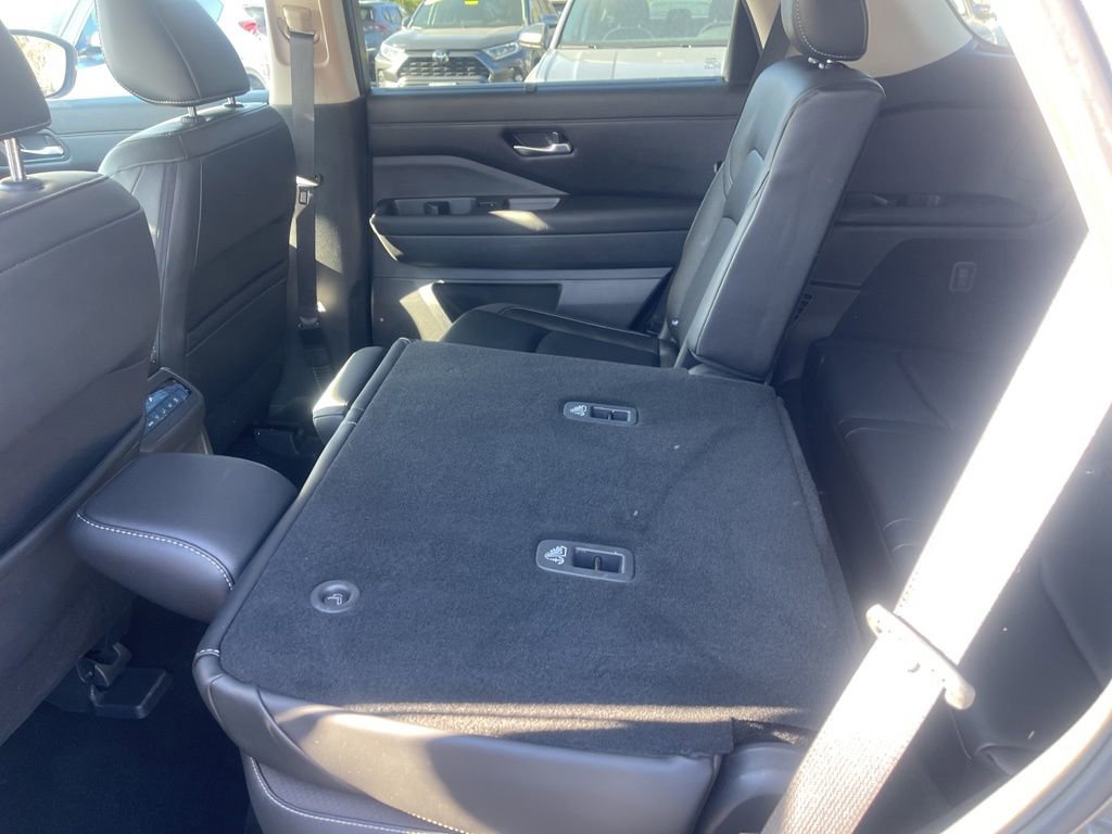 Certified 2023 Nissan Pathfinder SL AWD/4WD image 27