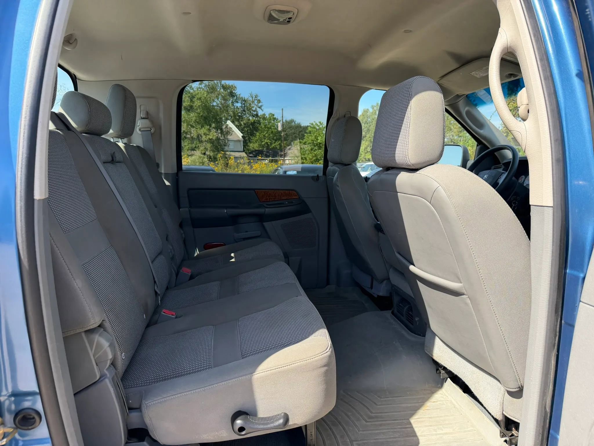 Used 2006 Dodge Ram 3500 Truck SLT w/ Light Group image 19