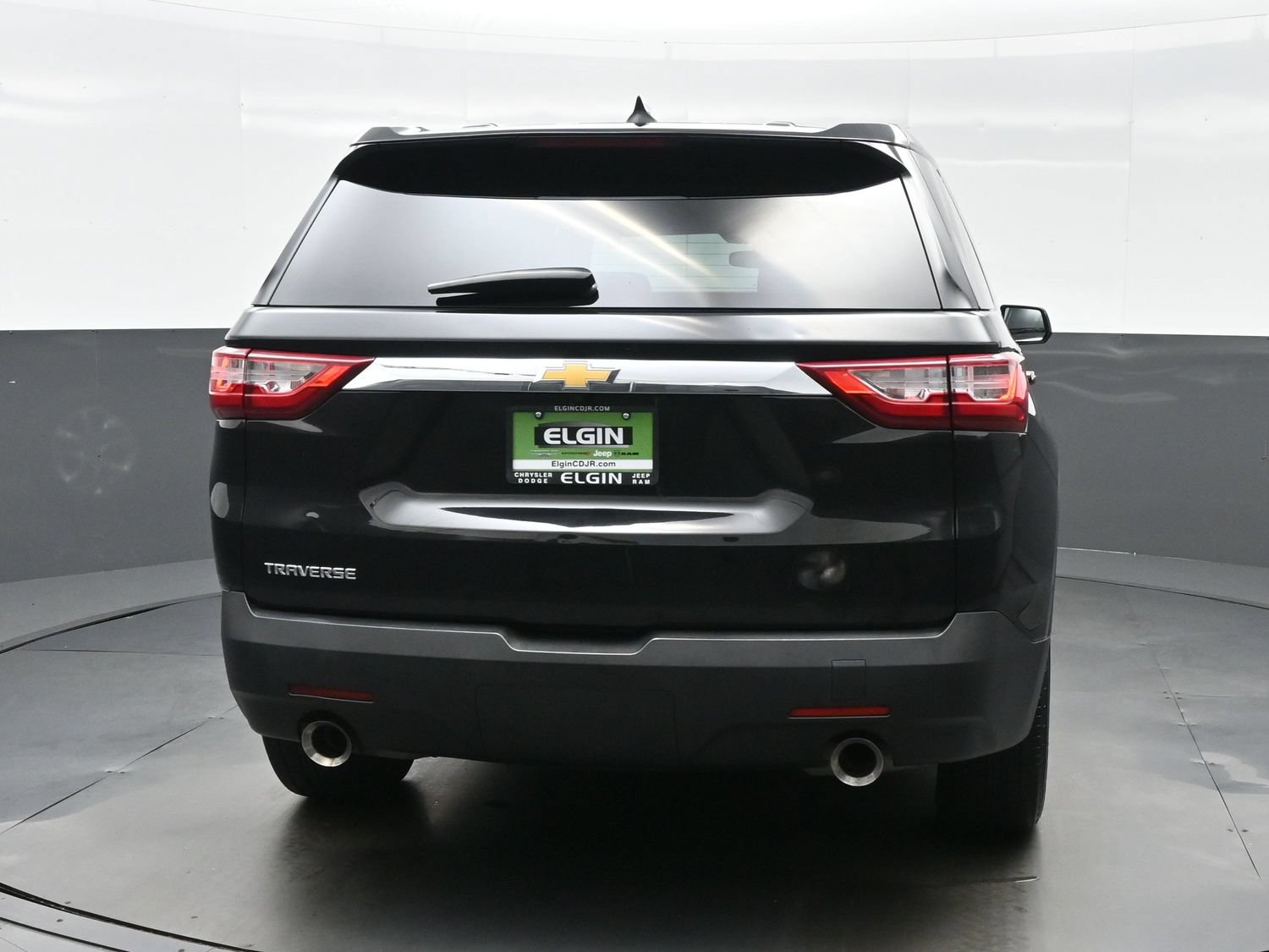 Used 2018 Chevrolet Traverse LS FWD image 7