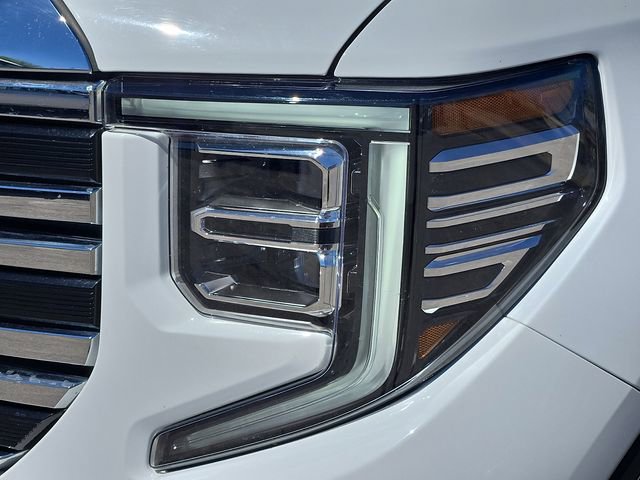 Used 2025 GMC Sierra 1500 SLT image 7