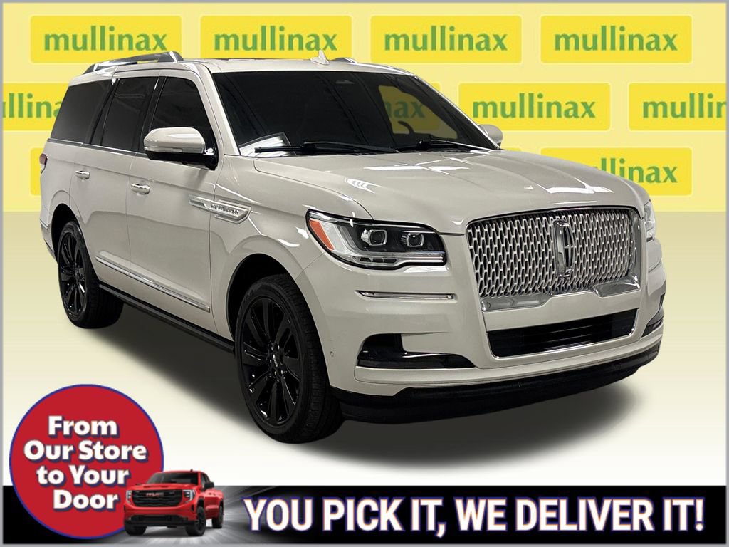 Used 2022 Lincoln Navigator Reserve AWD/4WD video 2