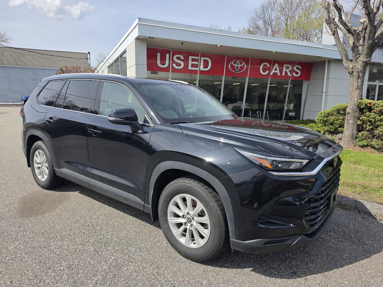 Used 2024 Toyota Grand Highlander AWD image 1
