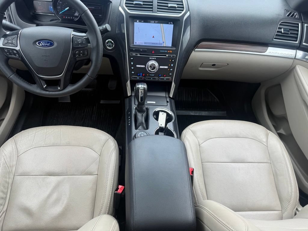 Used 2018 Ford Explorer Limited w/ Ford Safe & Smart Package AWD/4WD image 45