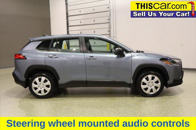 Used 2025 Toyota Corolla Cross L FWD image 8