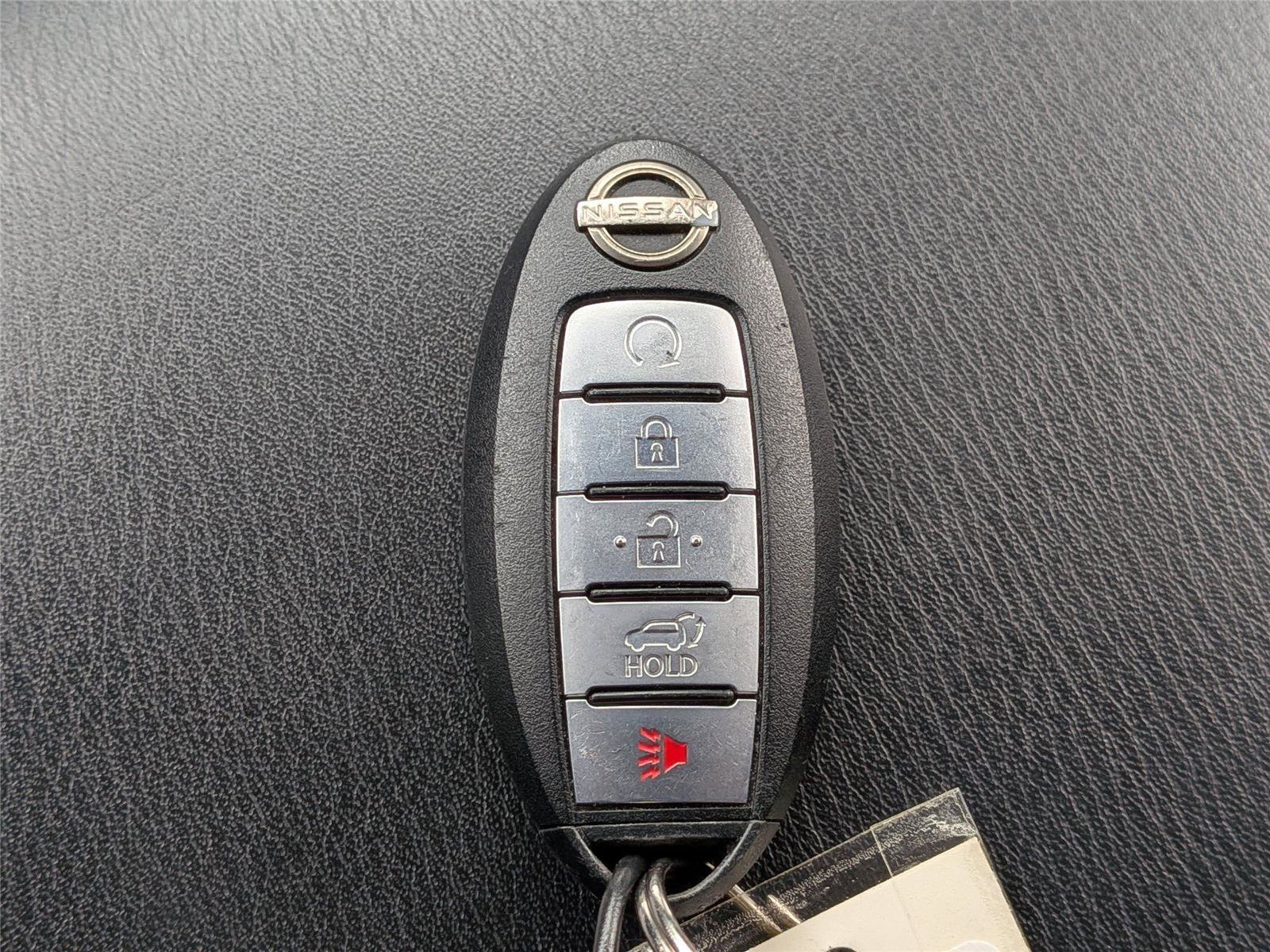 Used 2024 Nissan Armada SL w/ Captain's Chairs Package image 33