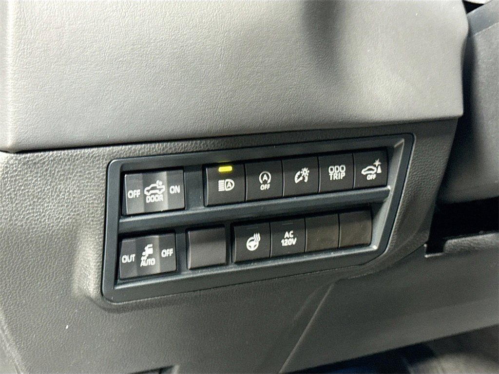 Used 2023 Toyota Tundra Platinum image 27