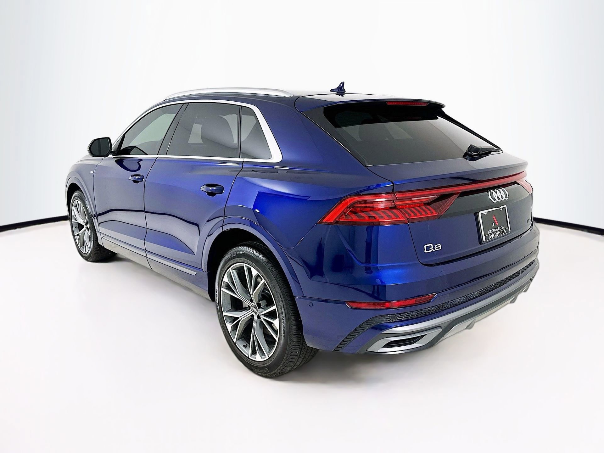 Used 2023 Audi Q8 Prestige w/ Prestige Package image 6