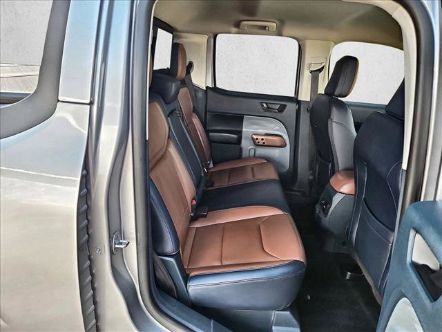 Used 2023 Ford Maverick Lariat w/ Lariat Luxury Package FWD image 19