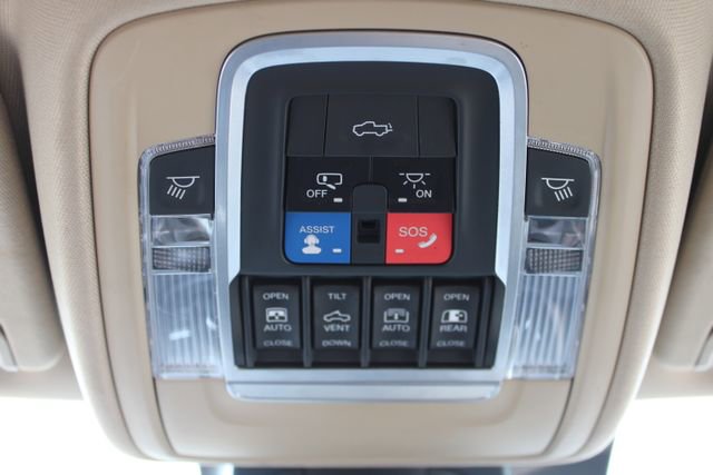 Used 2019 RAM 1500 Laramie AWD/4WD image 42