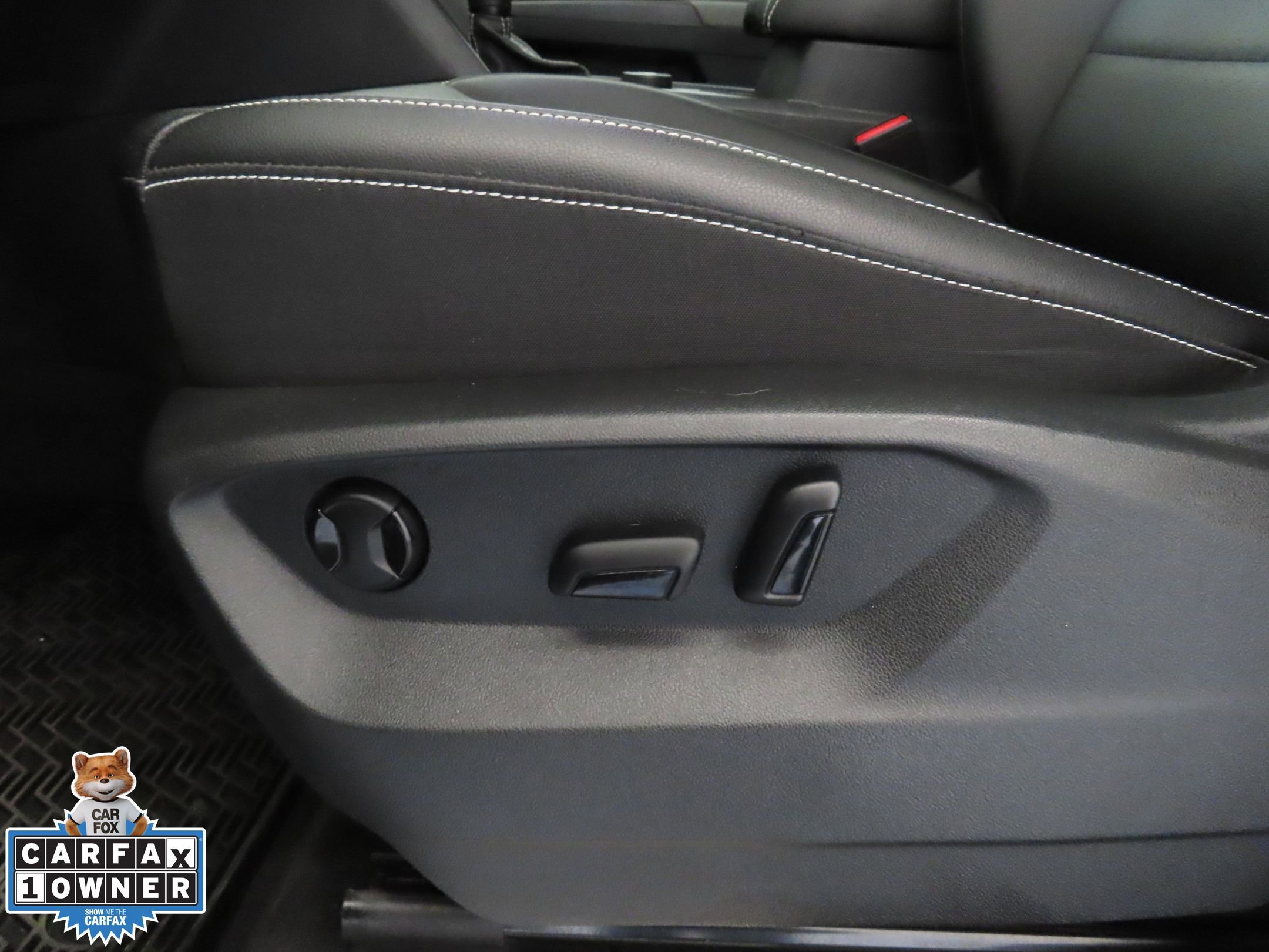 Used 2023 Volkswagen Atlas SE w/ Panoramic Sunroof Package image 13