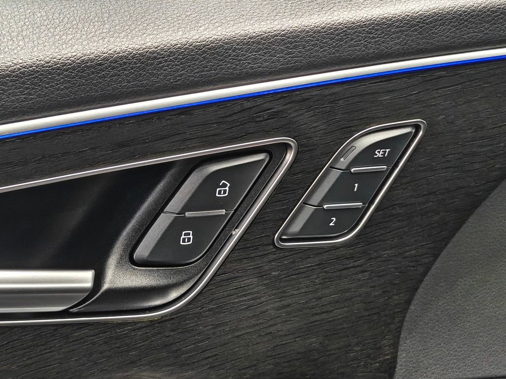 Used 2025 Audi Q7 2.0T Premium Plus w/ Premium Plus Package image 83