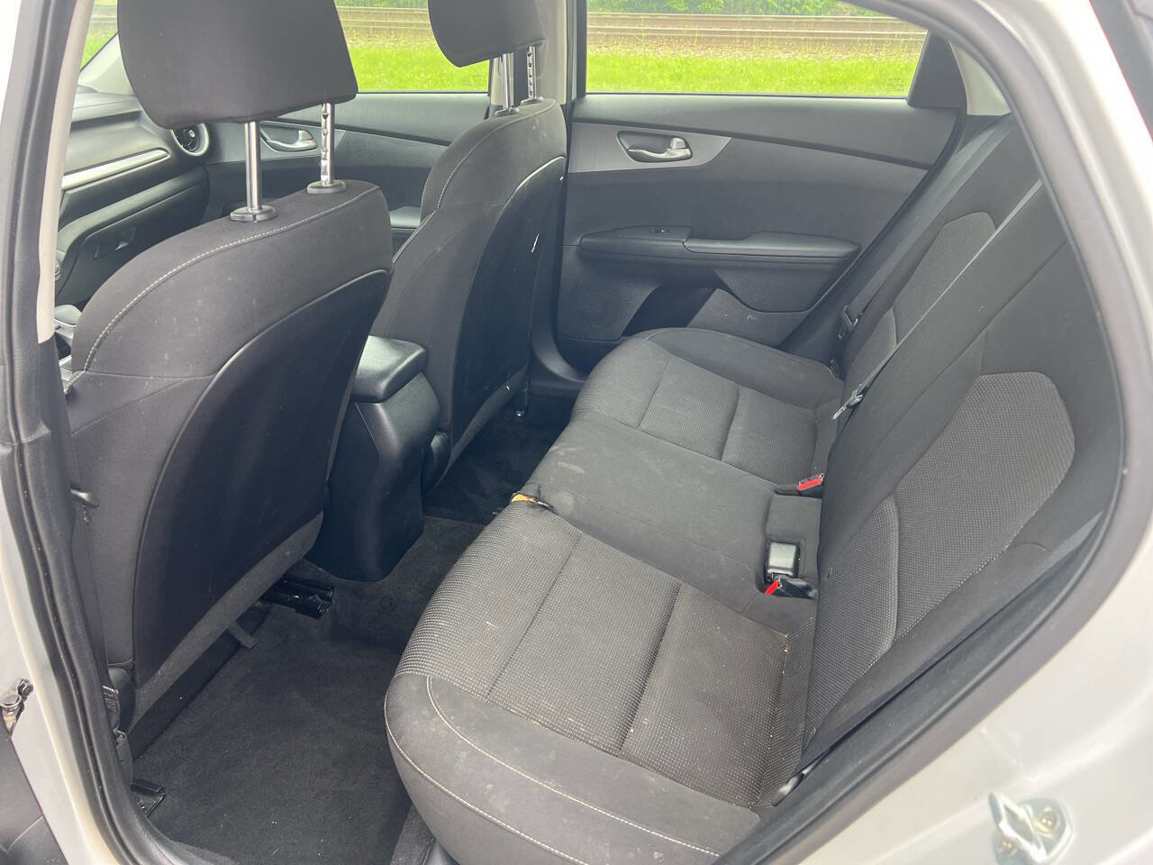 Used 2020 Kia Forte LXS FWD image 4