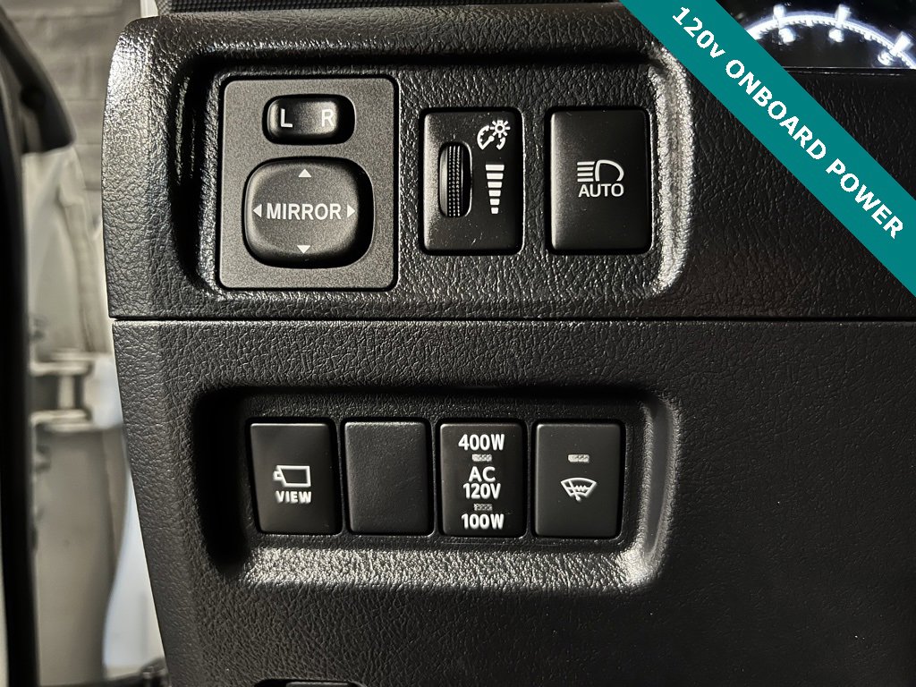Used 2023 Toyota 4Runner SR5 Premium image 16