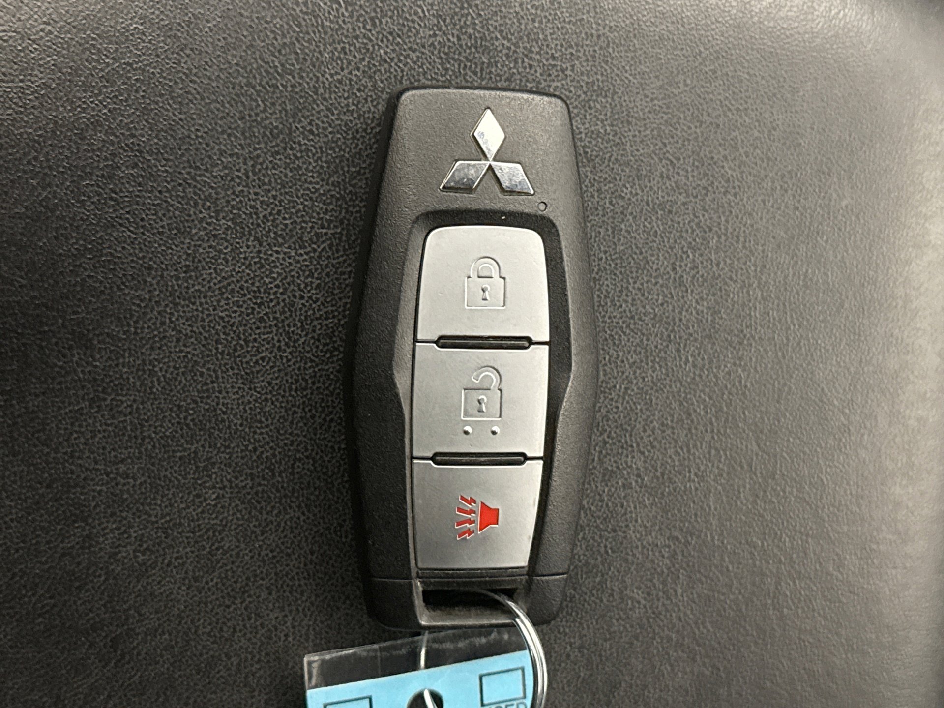 Used 2022 Mitsubishi Outlander ES image 22