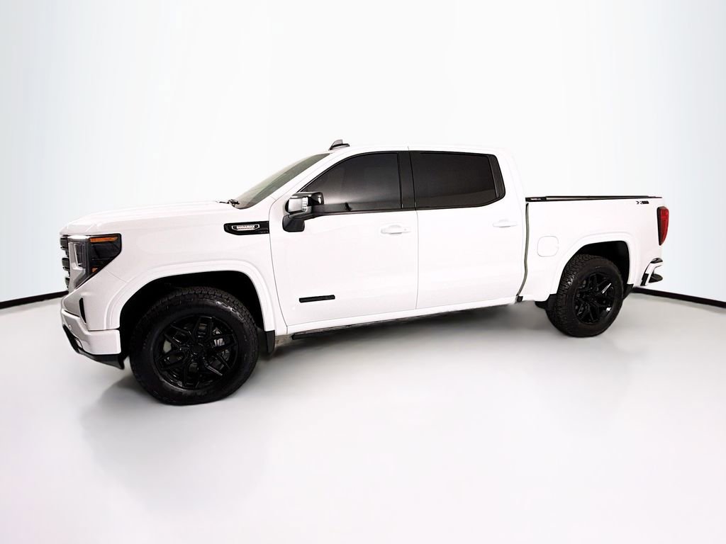 Used 2025 GMC Sierra 1500 Elevation w/ Elevation Premium Package image 8