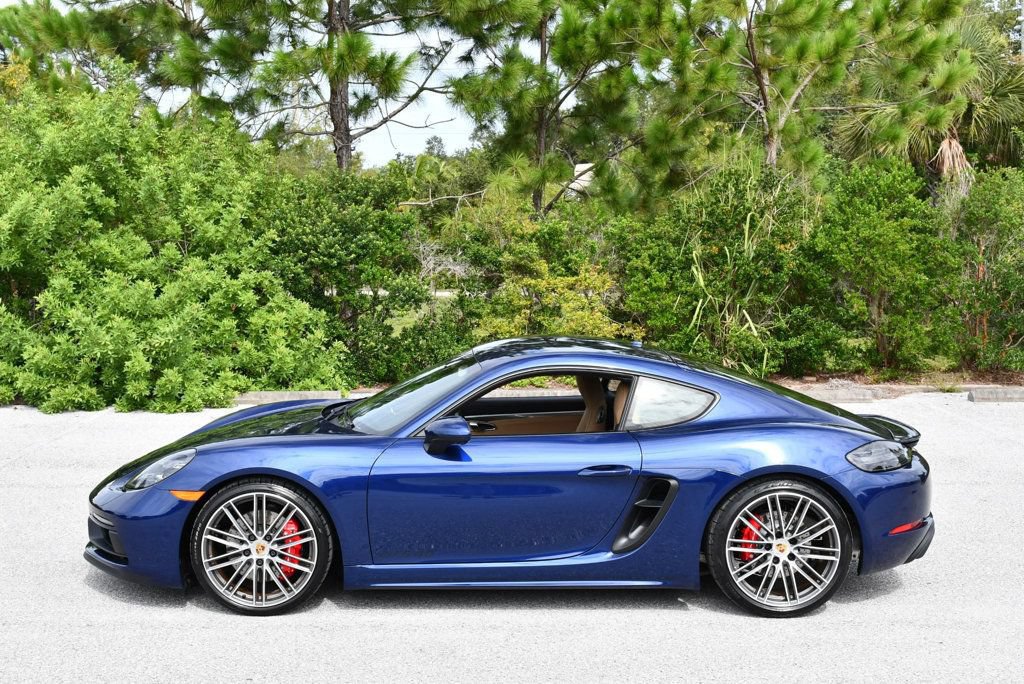 Used 2022 Porsche 718 Cayman GTS RWD image 25