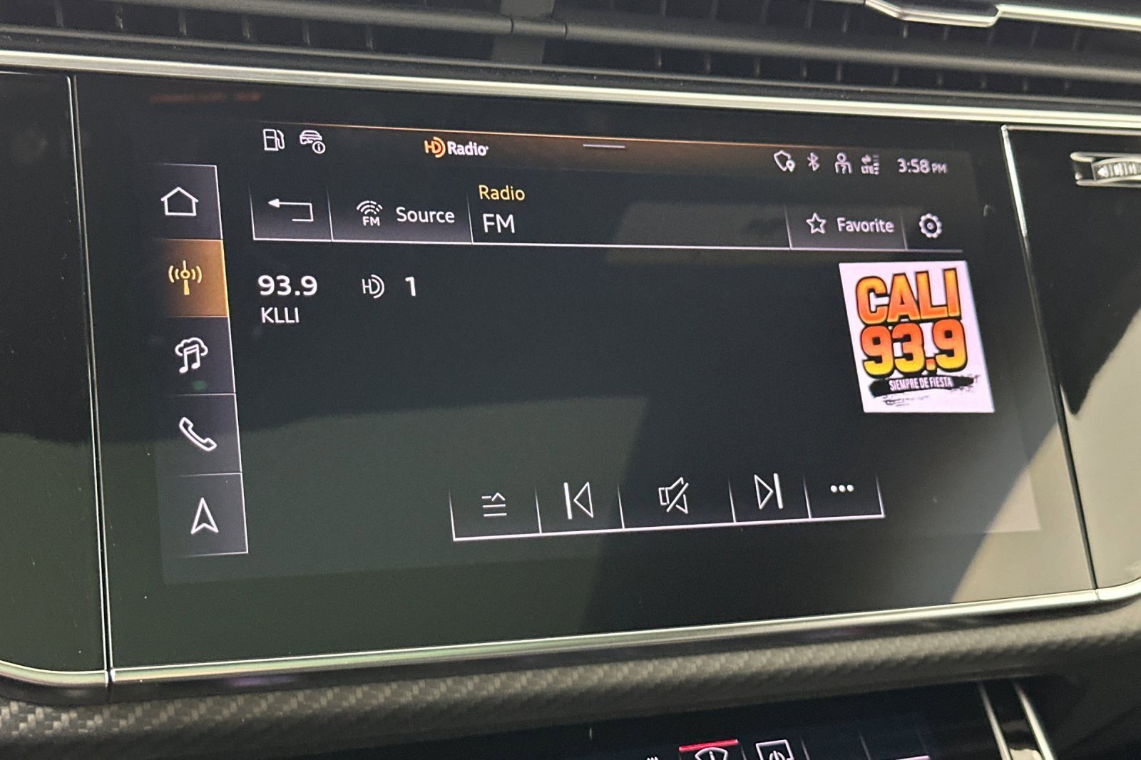 New 2026 Audi RS Q8 performance AWD/4WD image 17