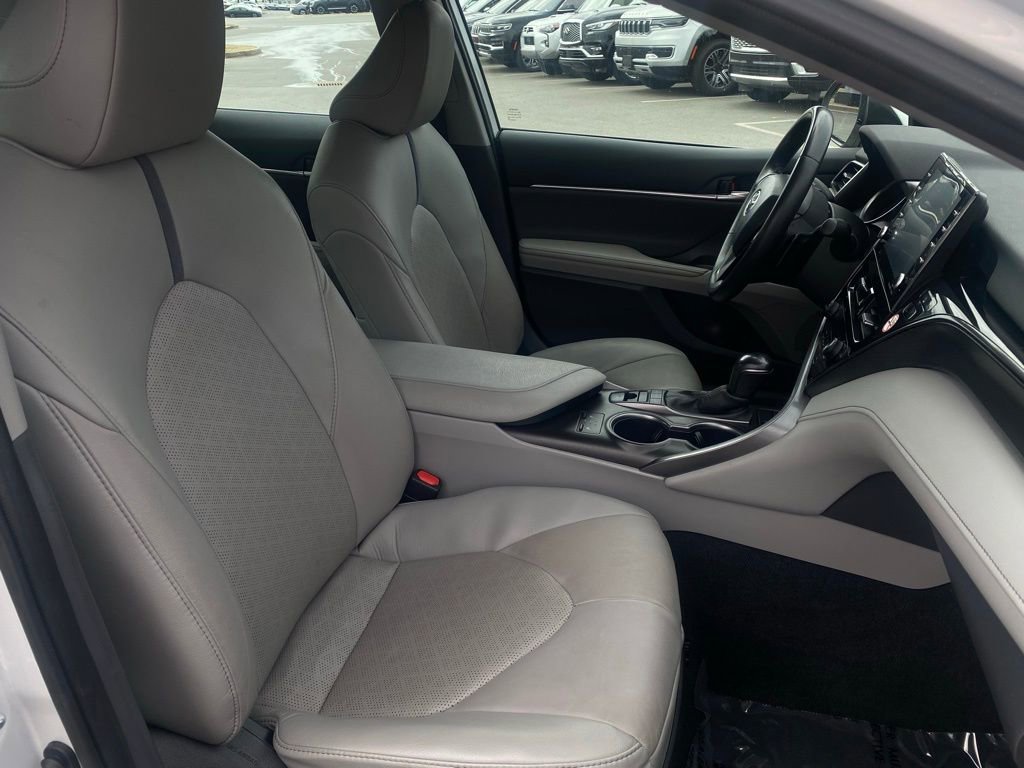 Used 2024 Toyota Camry XSE image 27