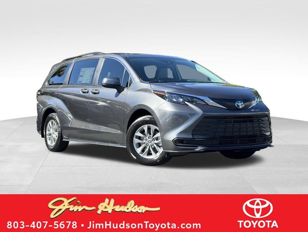 New 2025 Toyota Sienna LE