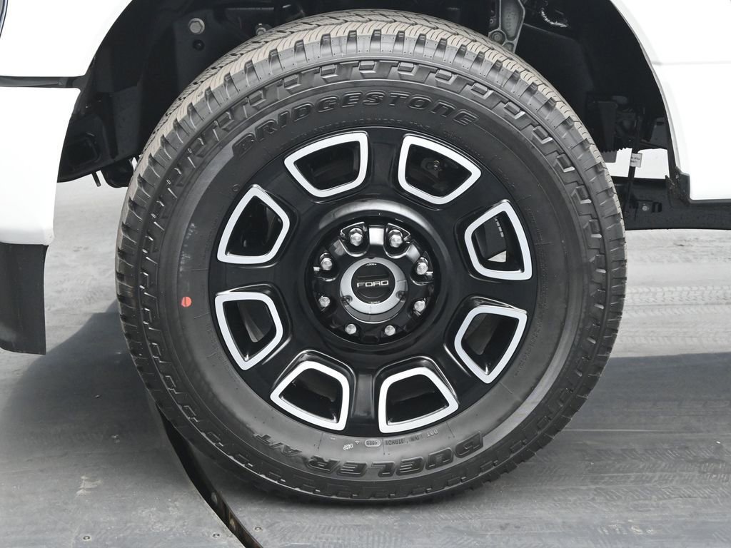New 2026 Ford F250 Platinum image 33