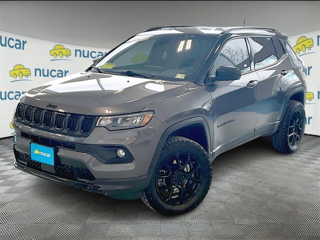 Used 2023 Jeep Compass Altitude image 3
