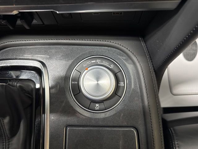 Used 2024 Nissan Armada SV w/ Cargo Package AWD/4WD image 12