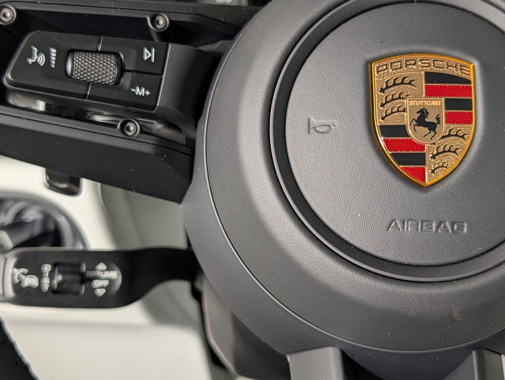 New 2026 Porsche Macan image 36