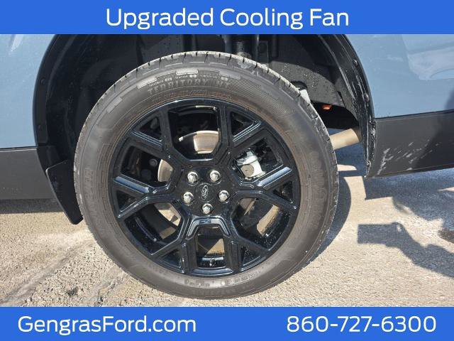 Certified 2025 Ford Maverick Lariat w/ Black Appearance Package image 12