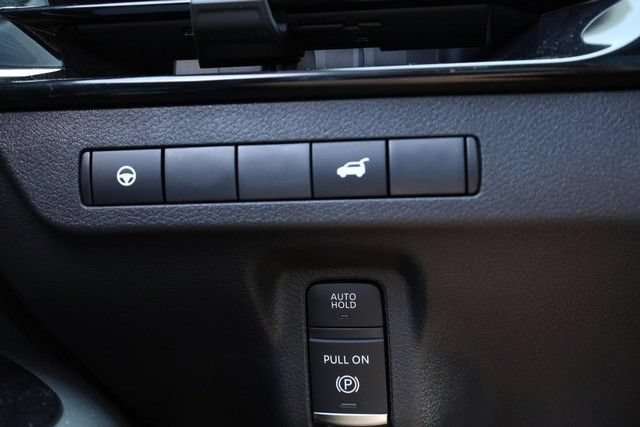 Certified 2025 Nissan Murano SV AWD/4WD image 19